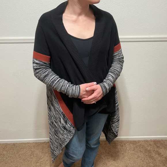 Volcom Cardigan - Picture 2 of 5